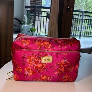 Nicole Miller pink floral cosmetics gold zipper closure toiletry bag zip pocket‌